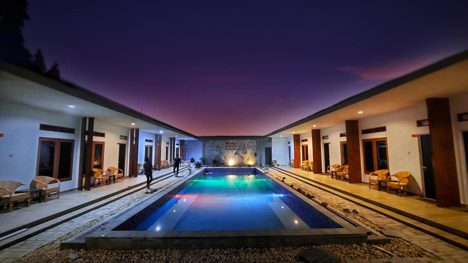 Morika Inn Waikabubak Ngoại thất bức ảnh